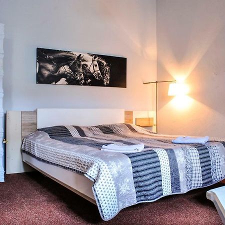 Hostel Pangeea シビウ エクステリア 写真