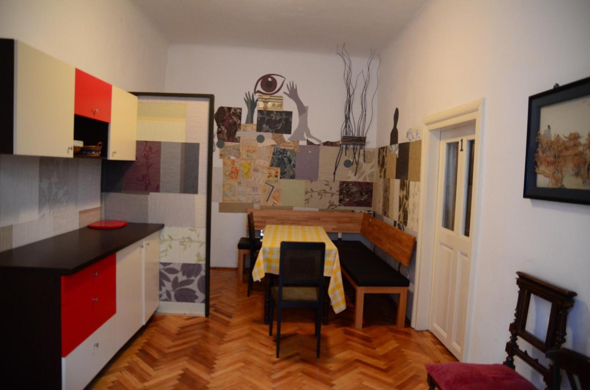 Hostel Pangeea シビウ 部屋 写真