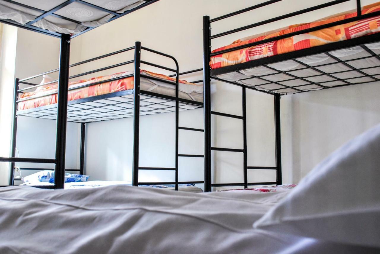 Hostel Pangeea シビウ エクステリア 写真